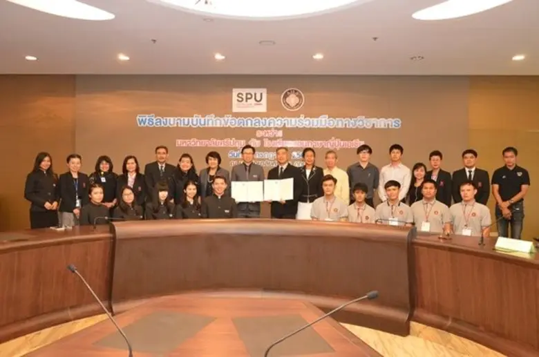 คณะศิลปศาสตร์ มหาวิทยาลัยศรีปทุม จับมือ โ...