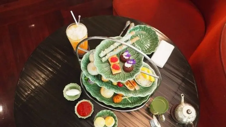 ตลอดเดือนกรกฎาคม ถึง สิงหาคม ห้องอาหารเอร...