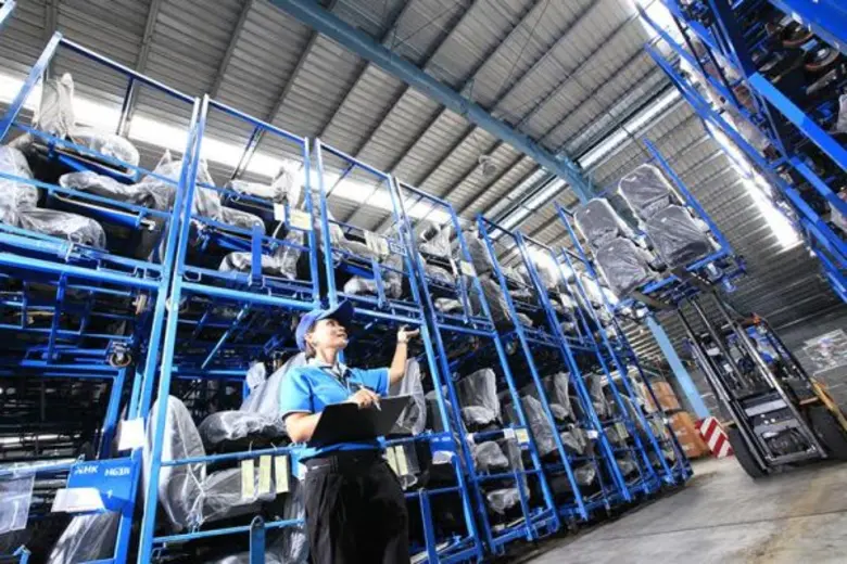 Siam Motors Industries breaks into integrated logistics business. Joins hands with JWD to set up “SIAM JWD Logistics” to penetrate the automotive parts industry.