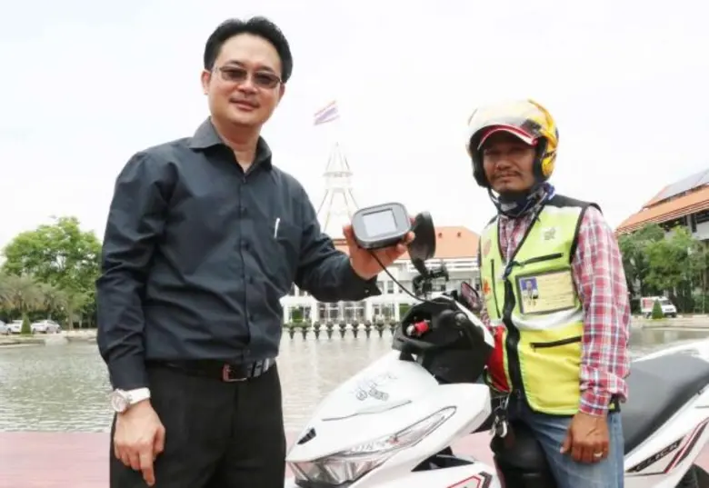 ผู้ช่วยศาสตราจารย์ ดร.นพพร ลีปรีชานนท์ หั...