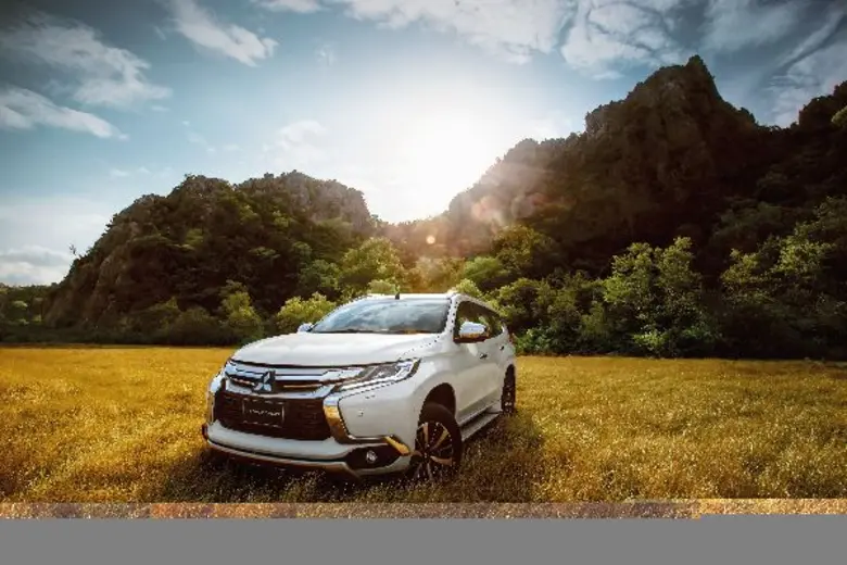 มิตซูบิชิ มอเตอร์ส จัดแสดงยนตกรรมที่อัดแน่นด้วยเทคโนโลยีขั้นสูงทุกรุ่น พร้อมนวัตกรรมรถยนต์ซิตี้คาร์ แอททราจ รุ่นใหม่ และ มิราจ รุ่นใหม่ ในงานฟาสท์ ออโต้ โชว์ ไทยแลนด์ 2017