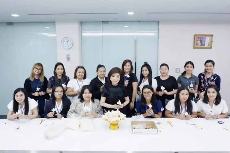 คณะผู้บริหาร นำโดย คุณชลิดา อนันตรัมพร กร...