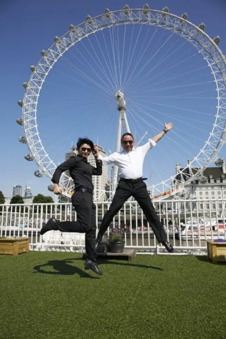 นักธุรกิจบิ๊ก “อัลตร้า เวลท์” ดูงานอังกฤษ เรียนรู้การลงทุนในไวน์ – อสังหาฯ และเทคโนโลยี