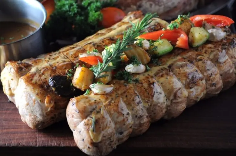 ห้องอาหารปาร์ค คาเฟ่ โรงแรมเจ้าพระยาปาร์ค...