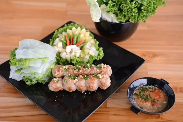 โรงแรมดุสิตธานี กรุงเทพฯ ขอเสนอเมนูซิกเนเ...