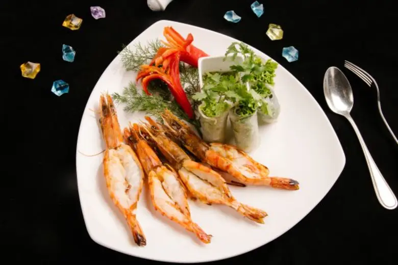 ห้องอาหารเวียดนาม เลอ ดานัง โรงแรมเซ็นทาร...