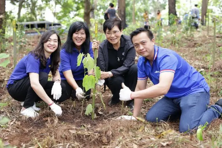 เบรกเกอร์ จับมือ มูลนิธิราชพฤกษ์? นำทีมอาสาสมัครคนรุ่นใหม่ กว่า 40 ชีวิต ร่วมกิจกรรมปลูกป่าBreaker Save Rainforest ในโครงการฟื้นฟูพื้นที่ป่าต้นน้ำม่อนแจ่ม ม่อนล่อง จ.เชียงใหม่