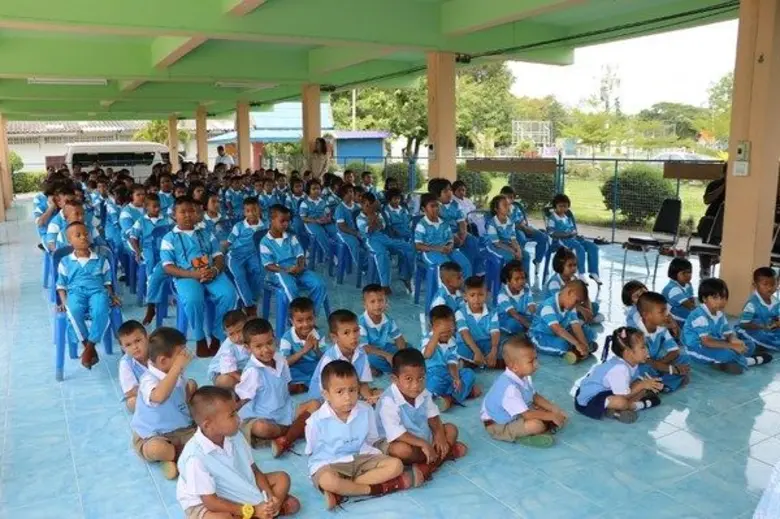 สมาคมผู้ผลิตไฟฟ้าเอกชน ร่วมฟื้นฟูและเยียวยาผู้ประสบอุทกภัยภาคใต้ สนับสนุนเครื่องครุภัณฑ์แก่โรงเรียนชุมชนวัดเขาแก้ววิเชียร จ.นครศรีธรรมราช