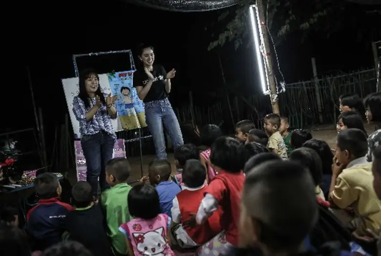 "ใหม่-ดาวิกา" เป็นกระบอกเสียงให้เด็กๆ ในประเทศไทยทุกคนได้เรียนหนังสือ