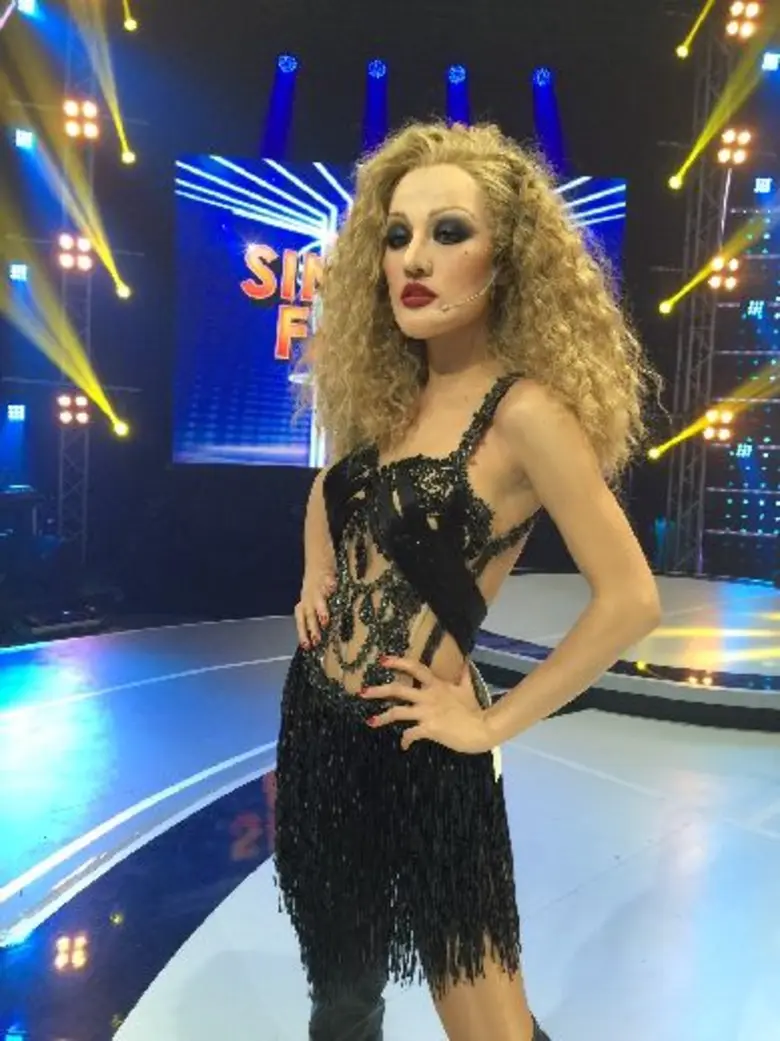 ใครจะไปเชื่อว่าลูกทุ่งสาวอดีตแชมป์มวยไทยห...