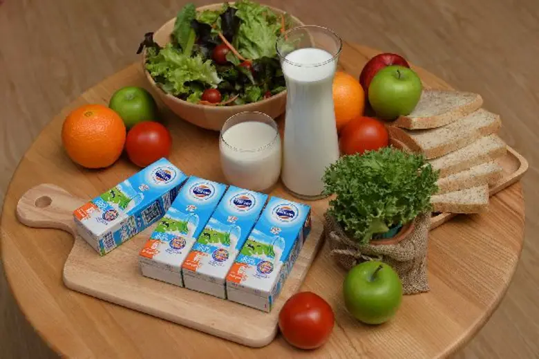 “โฟร์โมสต์” จับมือ “จูเนียร์ เอ็นบีเอ” เอาใจสปอร์ตเลิฟเวอร์ ดึงนักโภชนาการเผยเคล็ดลับ “ดื่มนมโค 100%” เฮลท์ตี้สปอร์ตดริ้งค์สำหรับคนรุ่นใหม่ เพื่อร่างกายแข็งแรงแบบนักกีฬามือโปร