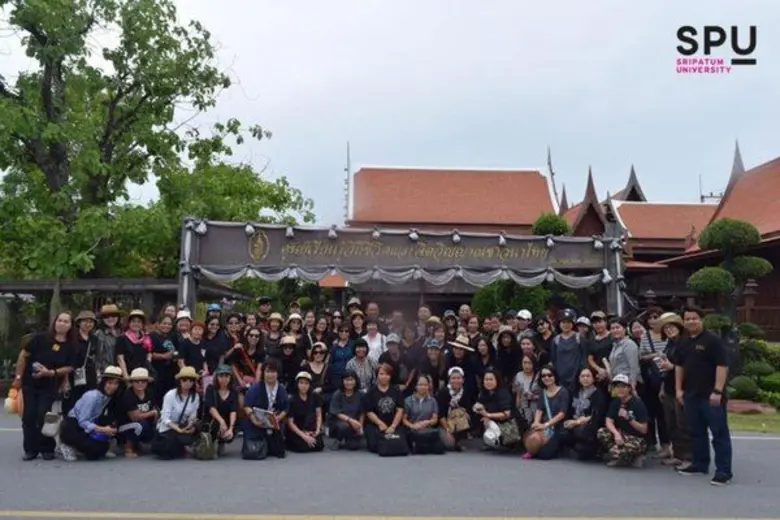 ศูนย์วิทยบริการ วิทยาลัยบัณฑิตศึกษาด้านกา...