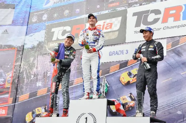 การแข่งขันรถยนต์ทางเรียบที่ดีที่สุดในอาเซ...