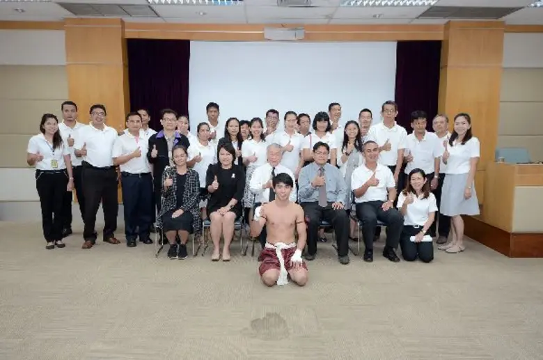 รศ.ดร.ประจักษ์ พุ่มวิเศษ อธิการบดีมหาวิทย...