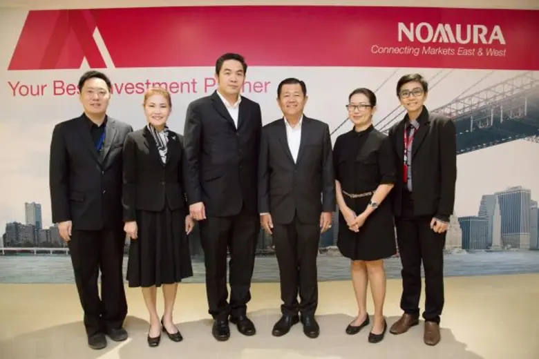 นายศุภชัย วีรบวรพงศ์ (ที่ 3 จากซ้าย) กรรม...