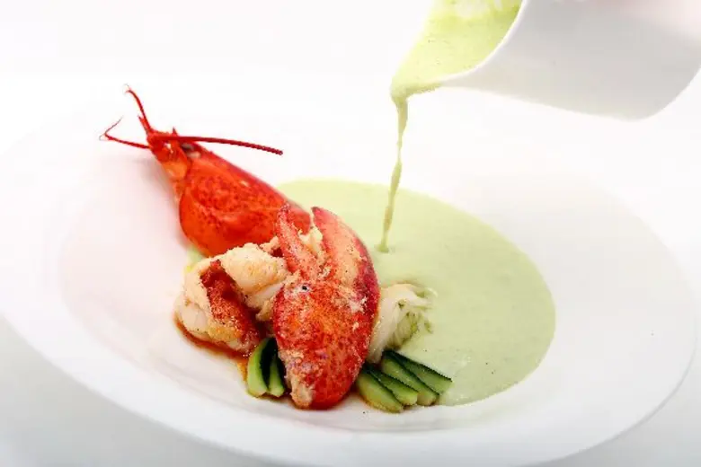 ห้องอาหารเรดสกาย จัดเต็ม “เทสติ้ง เมนู” เอาใจฟู้ดดีส์