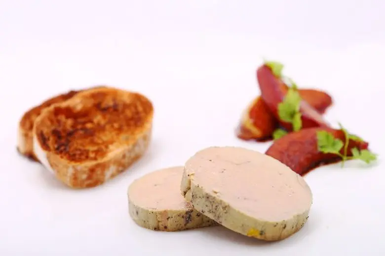 ห้องอาหารเรดสกาย จัดเต็ม “เทสติ้ง เมนู” เอาใจฟู้ดดีส์