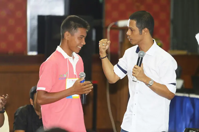  “หนึ่ง – จักรวาล” ร่วมถ่ายทอดประสบการณ์ชีวิต สร้างแรงบันดาลใจให้น้องๆ อาชีวะฝีมือชน คนสร้างชาติ