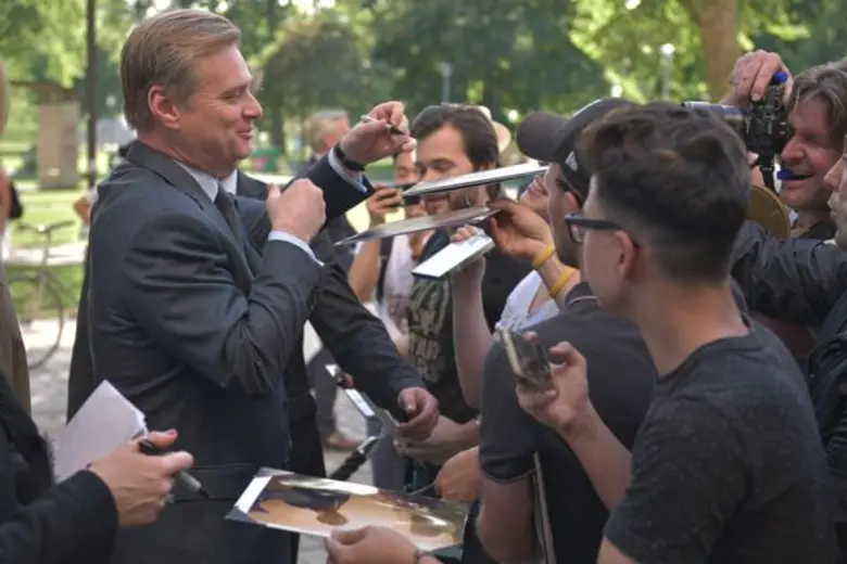 หลังจากที่นำทีมเปิดตัวในงานปารีสพรีเมียร์...