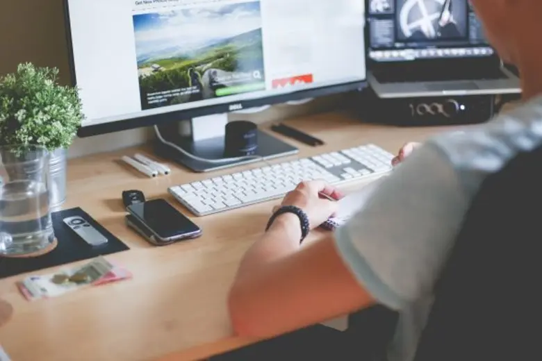 วิทยาลัยดุสิตธานี เผยโลว์ซีซั่นปีนี้ “อุตฯ โรงแรมและท่องเที่ยว” แข่งบนโลกโซเชียลดุเดือด พร้อมเผย 4 กลยุทธ์การตลาดเพิ่มยอดบุ๊กกิ้งทวีคูณ