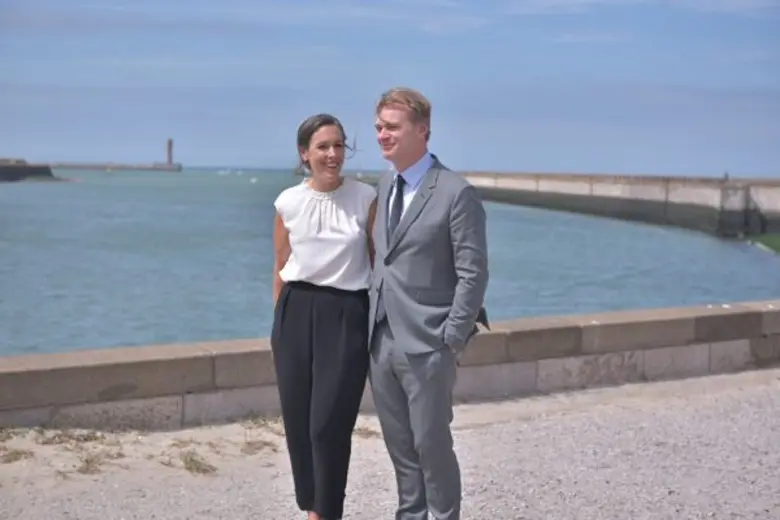 Movie Guide: ทัพนักแสดงนำหนังสงคราม Dunkirk - ดันเคิร์ก บุกกรุงปารีส ร่วมงานพรีเมียร์ที่เปิดตัวอย่างยิ่งใหญ่