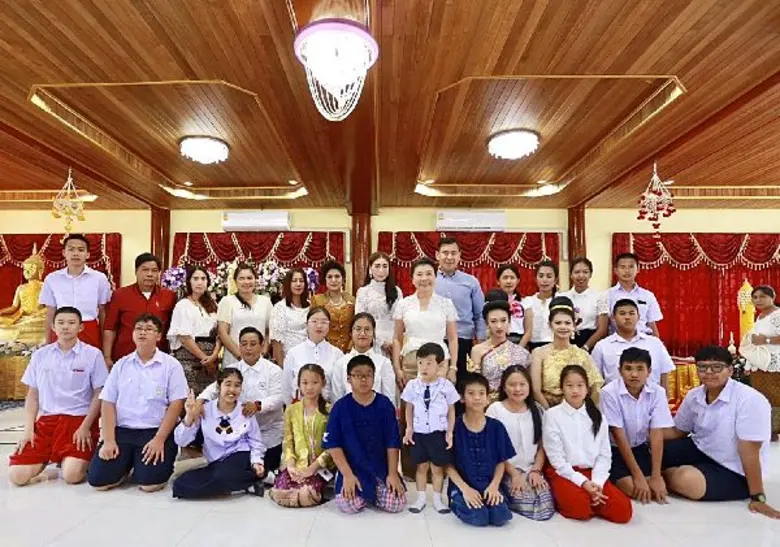 ม.กรุงเทพธนบุรี-รร.สาธิตกรุงเทพธนบุรี ร่วมกิจกรรมแห่เทียนพรรษา ส่งเสริมพระพุทธศาสนา