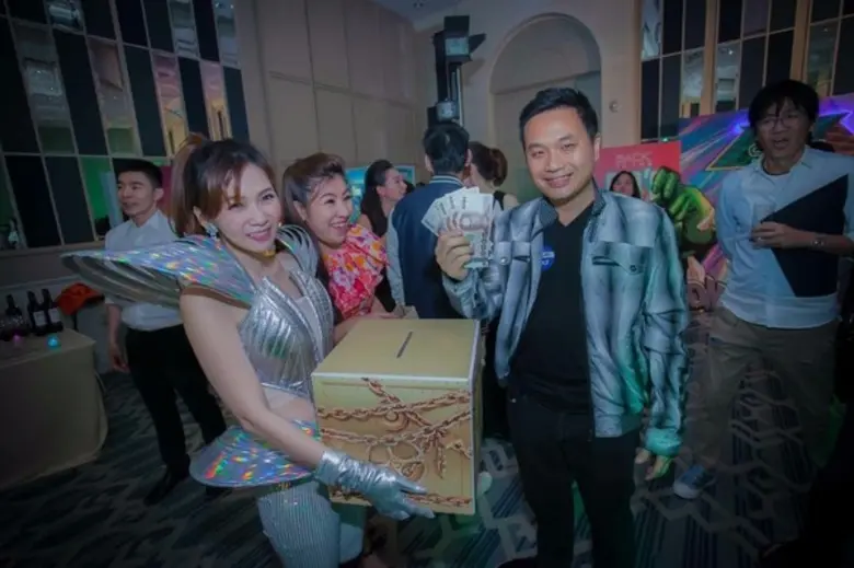 เรียกเสียงกรี๊ดได้อย่างต่อเนื่องกับ เจมส์...