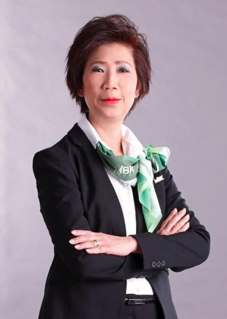 คุณสุเวทย์ ธีรวชิรกุล ประธานเจ้าหน้าที่บร...