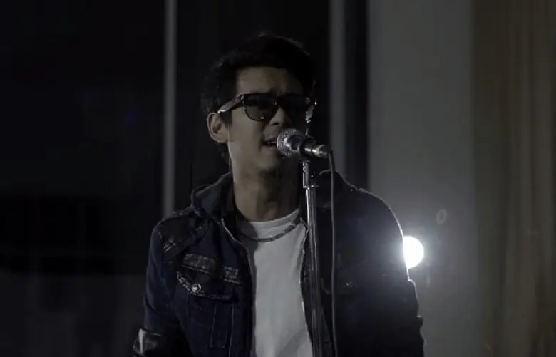 ออกอาการปลื้มสุดๆสำหรับวงร็อคน้องใหม่ STO...