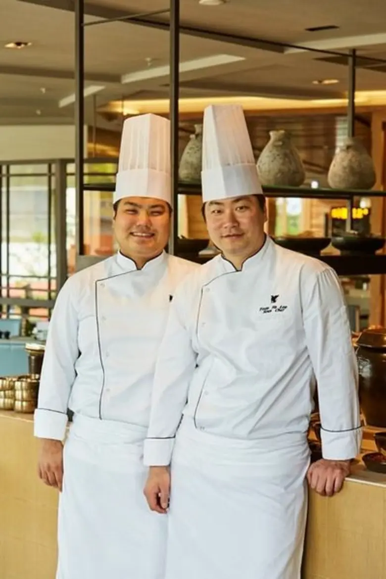 เชิญคุณร่วมทานวีคเอนด์ แกรนด์ ซีฟู้ดสุดพิเศษ และลิ้มลองเมนูอาหารเกาหลีจากเชฟรับเชิญที่ห้องอาหารออร์คิด คาเฟ่