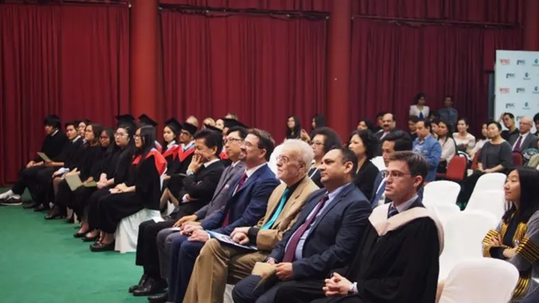 หลักสูตร BTEC จากวิทยาลัยนานาชาติรีเจ้นท์ นำนักศึกษาเปิดประสบการณ์การศึกษาในสหราชอาณาจักร