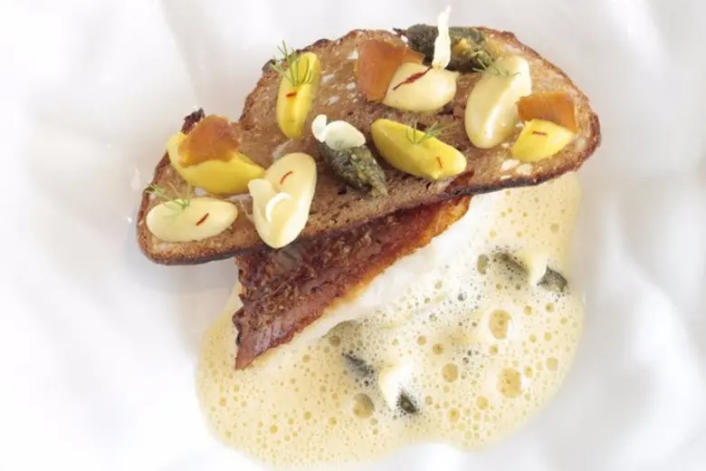 “แฌม เลอ เดเชอเน” เซ็ทอาหารกลางวันสุดหรูจาก สุดยอดเชฟมิชลินสตาร์ ฌอง-มิเชล โลรองต์