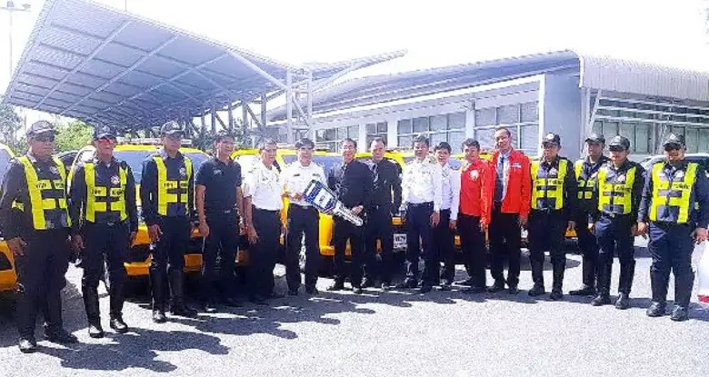 บริษัท ทางด่วนและรถไฟฟ้ากรุงเทพ จำกัด (มห...