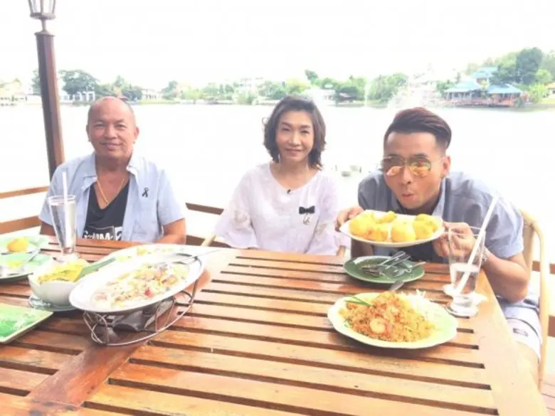 ทีวีไกด์: รายการ “ตลกแหลก” “บอล-ค่อม” ตามหาร้านอร่อยบรรยากาศดี ใน “หมู่บ้านสัมมากร รามคำแหง 112” ติดตามได้ ในรายการ  “ตลกแหลก”  อาทิตย์นี้