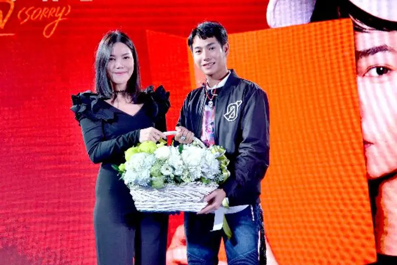 ศิวลี บูรณสงคราม ผู้จัดการส่วนงานบริหารแบ...