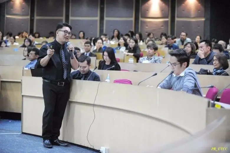 คณะมนุษยศาสตร์และประยุกต์ศิลป์ จัดงานประช...