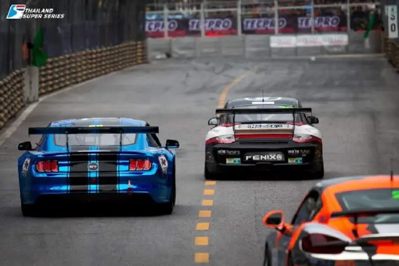 ฟีนิกซ์ เอกซ์เซล แบรนด์สินค้าเสื้อผ้าเครื...