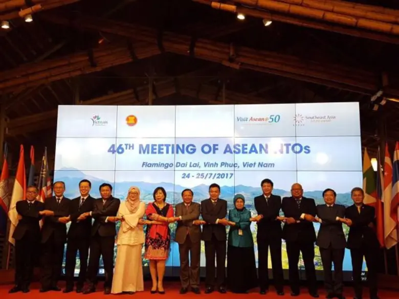 “ปลัดท่องเที่ยวฯ ยืนยัน ไทยพร้อมเป็นเจ้าภาพงานการท่องเที่ยวอาเซียน 2018” ดันอาเซียน เป็นศูนย์กลางการท่องเที่ยวโลก