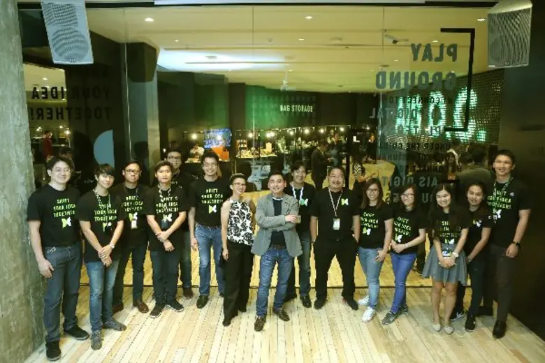 AIS จับมือ TCDC (Thailand Creative and De...