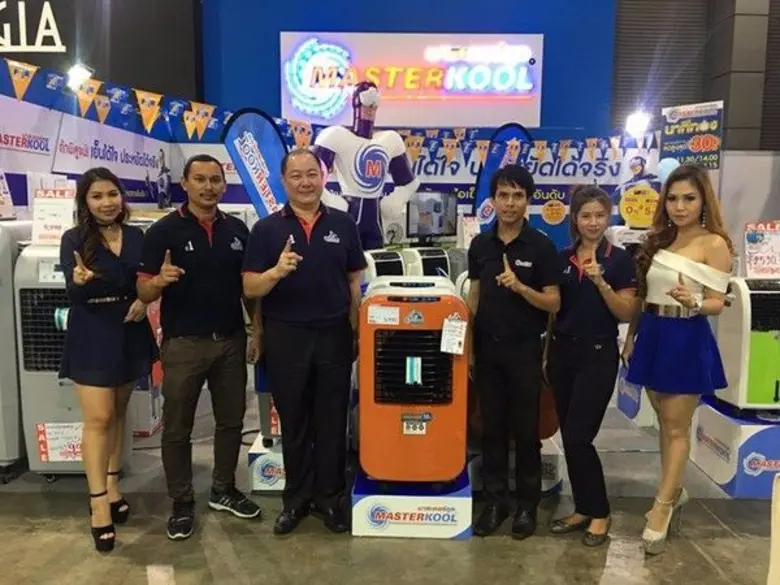 คุณประภาโปรกรณ์ ศิวตารภิสิทฐ์ (ที่ 3 จากซ...