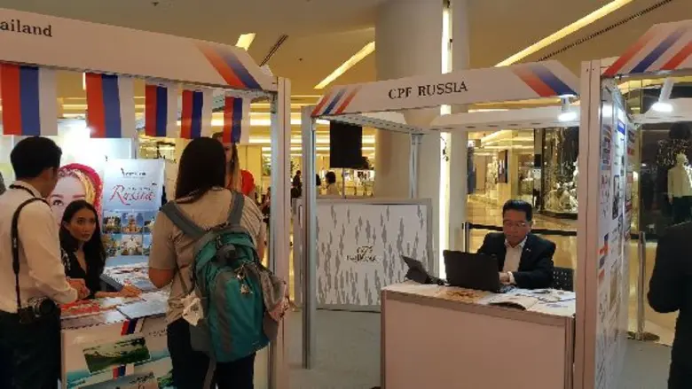 ดร.สมบัติ ธีระตระกูลชัยประธานหอการค้าไทย-...