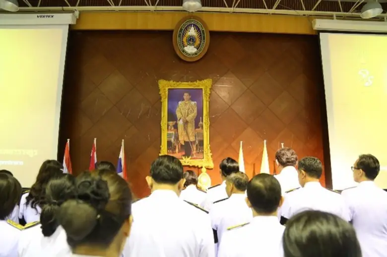 ราชภัฏธนบุรี ถวายพระพรชัยมงคลแด่สมเด็จพระเจ้าอยู่หัวมหาวชิราลงกรณ บดินทรเทพยางกูร และพิธีไหว้ครู ปี 60