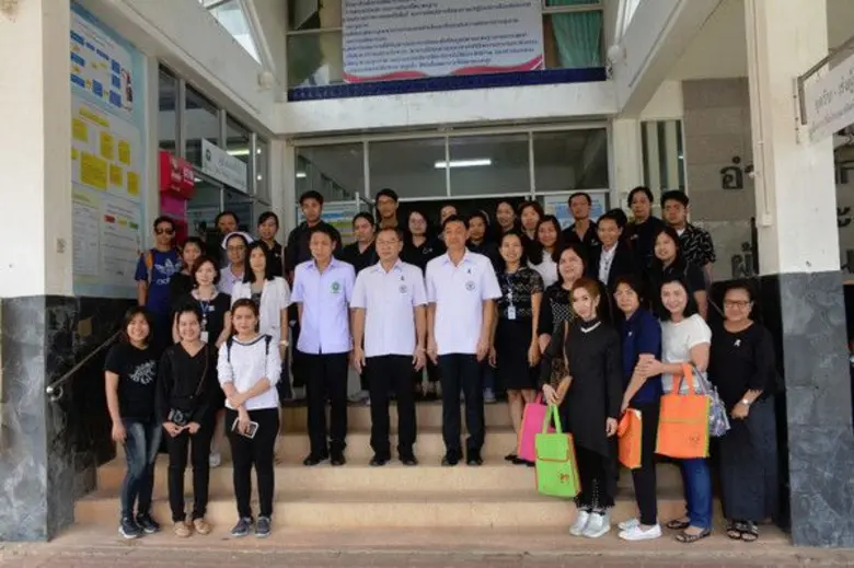 นพ.ประพนธ์ ตั้งศรีเกียรติกุล รองอธิบดีกรม...