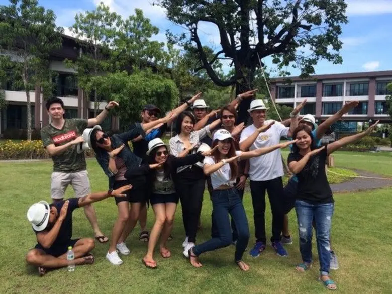 บริษัท เน็ตมาร์ค (ประเทศไทย) จำกัด ได้จัดทริปสัมมนาประจำปี 2560 ให้แก่พนักงาน ภายใต้สโลแกน “จับมือ เดินหน้า เพื่อวันข้างหน้า”