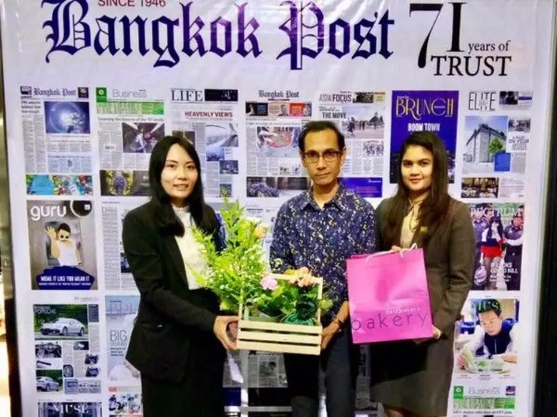 โรงแรมริชมอนด์ เข้าพบท่านสื่อมวลชน หนังสื...