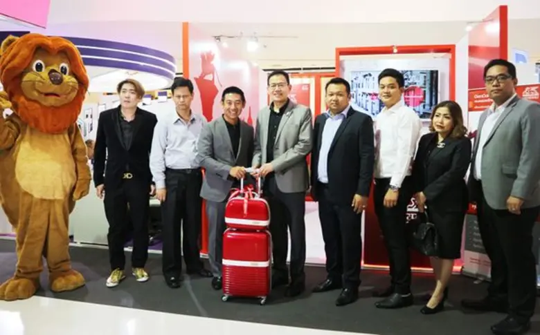 นายบัณฑิต เจียมอนุกูลกิจ ประธานเจ้าหน้าที...