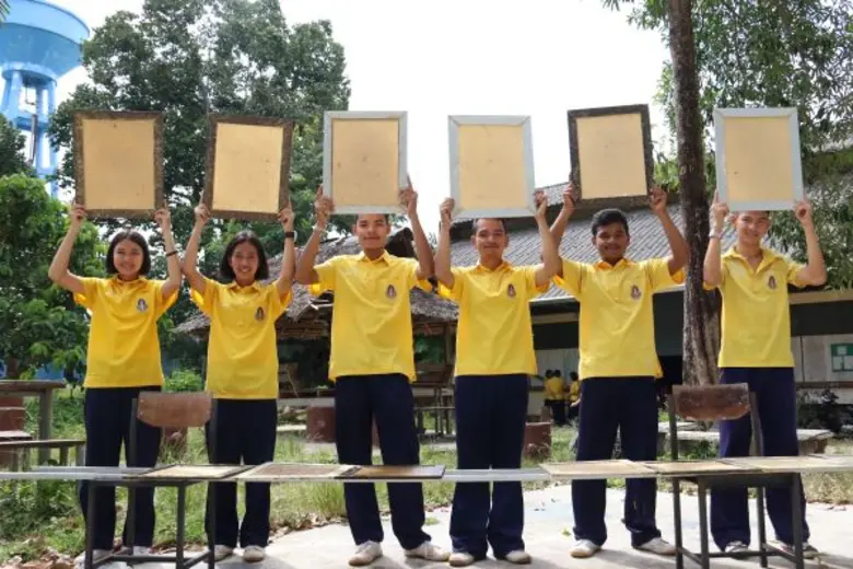 เปลี่ยนขยะเป็นกระดาษ สร้างสำนึกสิ่งแวดล้อม