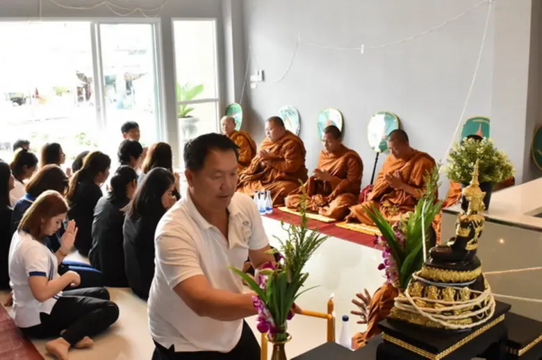 เดอะคิวบ์ ทาวน์ ลำลูกกา ทำบุญเสริมสิริมงคลก่อนเปิดใหญ่พร้อมอยู่ 5-6 ส.ค.60