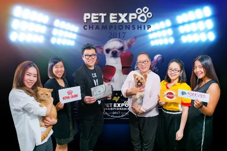 "เคทีซี" หรือ บริษัท บัตรกรุงไทย จำกัด (ม...