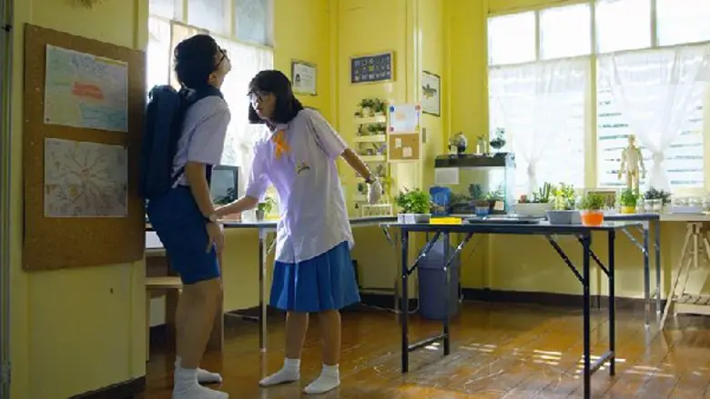 ยอดวิวพุ่งกระฉูดกันเลยทีเดียวกับคลิป "เพศ...